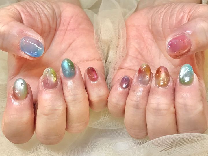 大人の夏ネイルはニュアンスホワイトが正解｜くすみ・透け・ミルク系の